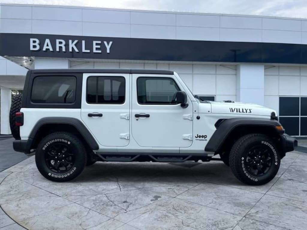 Used 2020 Jeep Wrangler Unlimited Willys 4x4 SUV