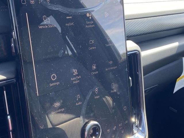 2026 GMC Yukon AT4 - Photo 19