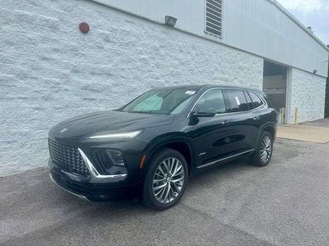 2025 Buick Enclave Avenir AWD's photo