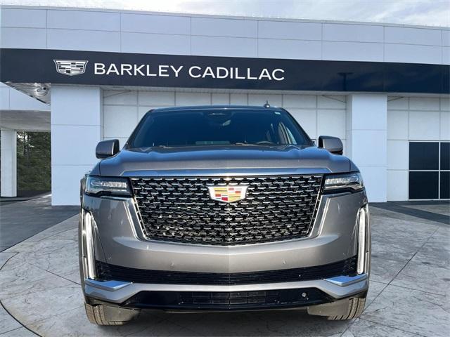 2022 Cadillac Escalade Premium Luxury photo 2