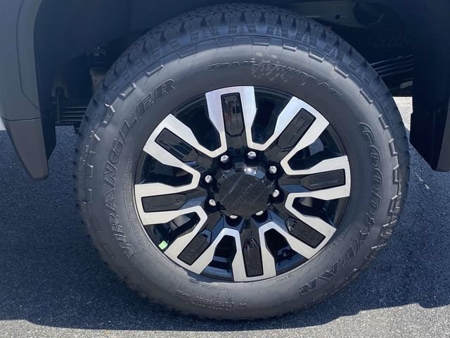 2026 GMC Sierra 2500HD Denali Ultimate - Photo 9