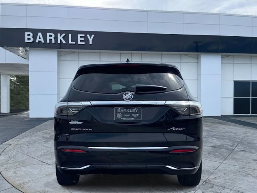 Used 2023 Buick Enclave Avenir SUV