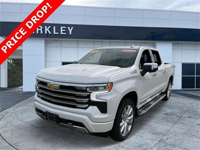 2024 Chevrolet Silverado 1500 High Country photo 3