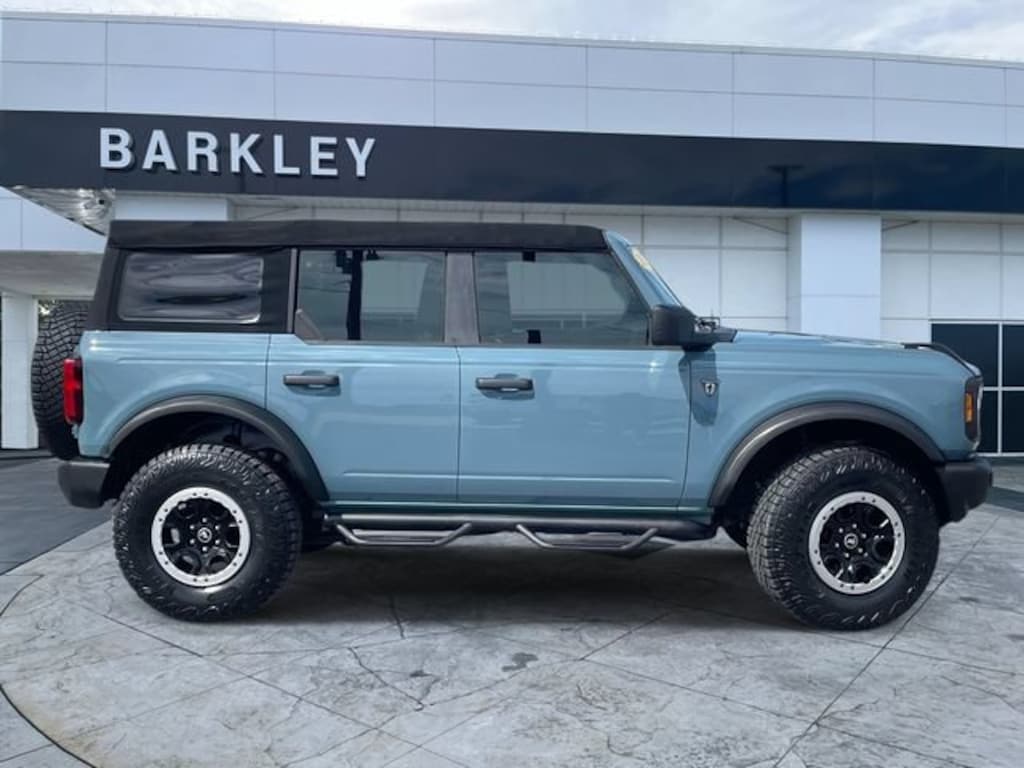 Used 2022 Ford Bronco Base SUV