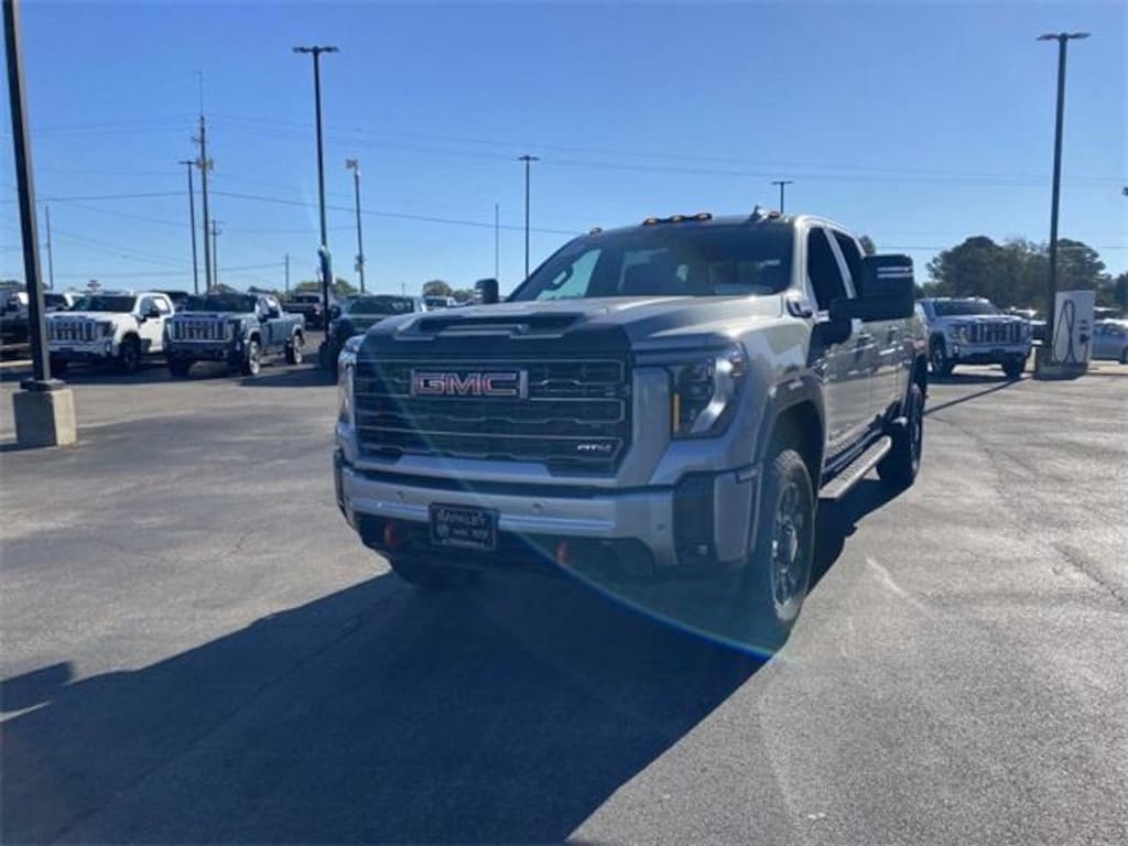 New 2026 GMC Sierra 2500 HD AT4 Truck