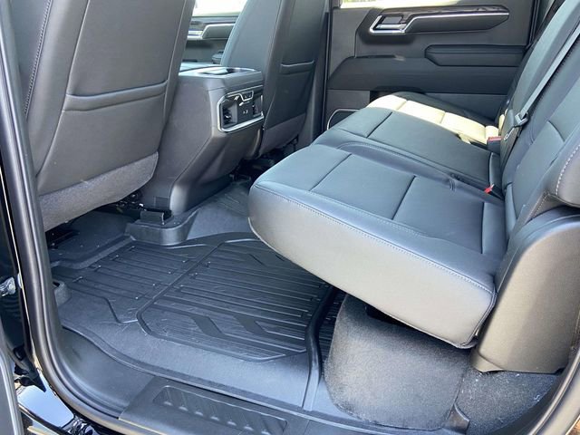 2026 GMC Sierra 1500 SLT - Photo 9