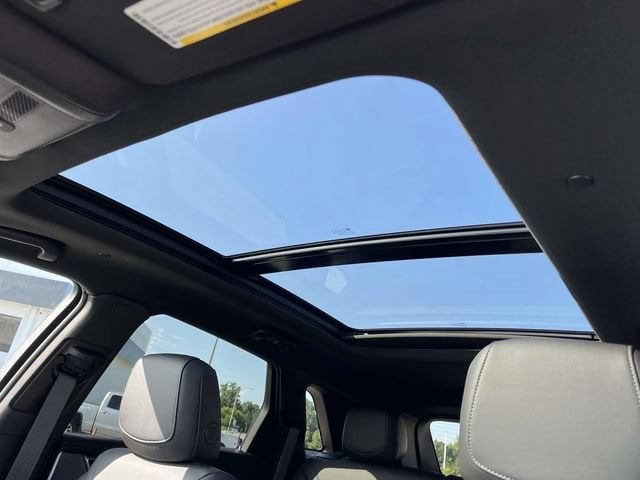 2026 Cadillac XT5 Premium Luxury - Photo 14