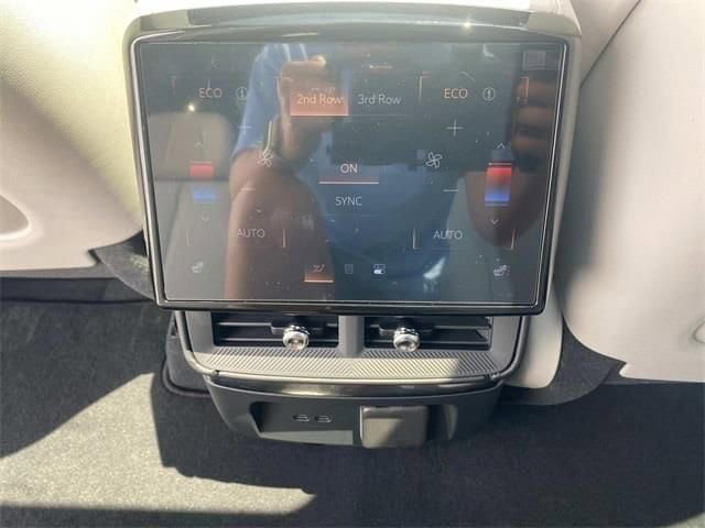 2026 Cadillac VISTIQ Sport - Photo 26