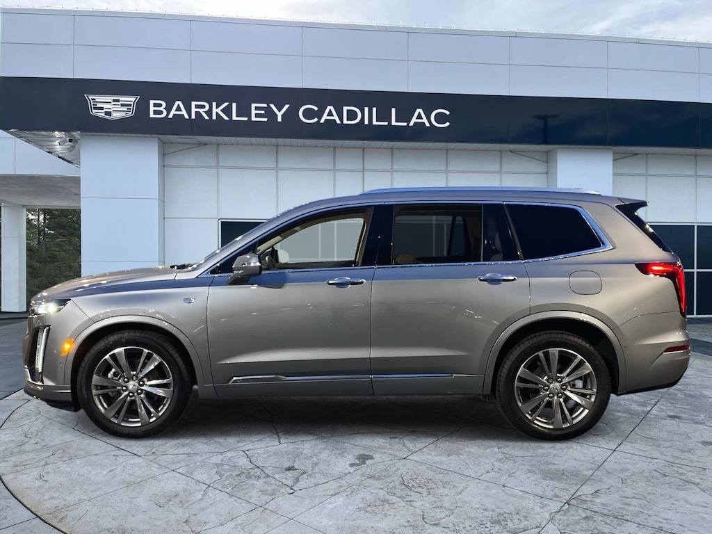 New 2025 CADILLAC XT6 Premium Luxury SUV