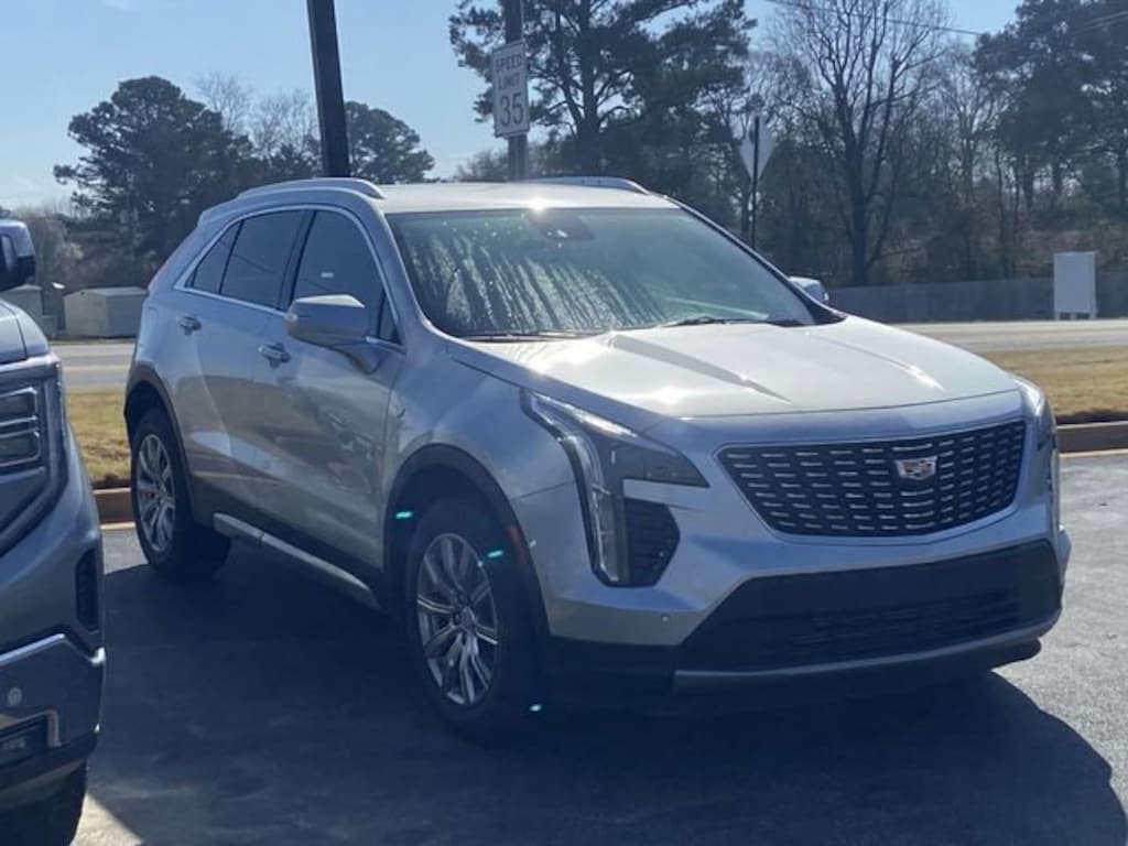 Used 2022 CADILLAC XT4 Premium Luxury SUV