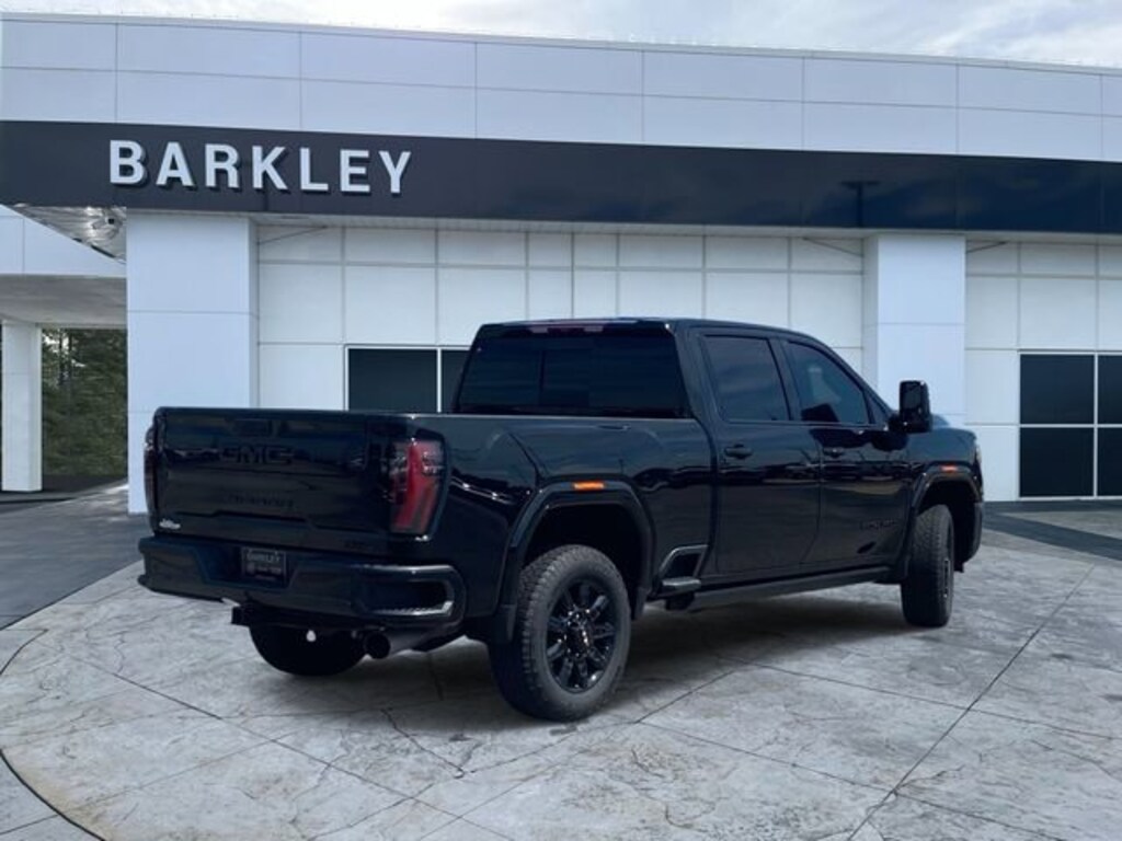 Used 2025 GMC Sierra 2500 HD AT4 Truck Crew Cab