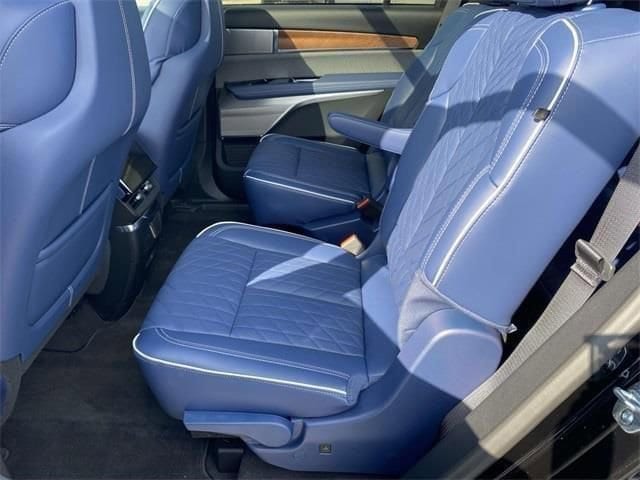 2026 Cadillac VISTIQ Premium Luxury - Photo 26