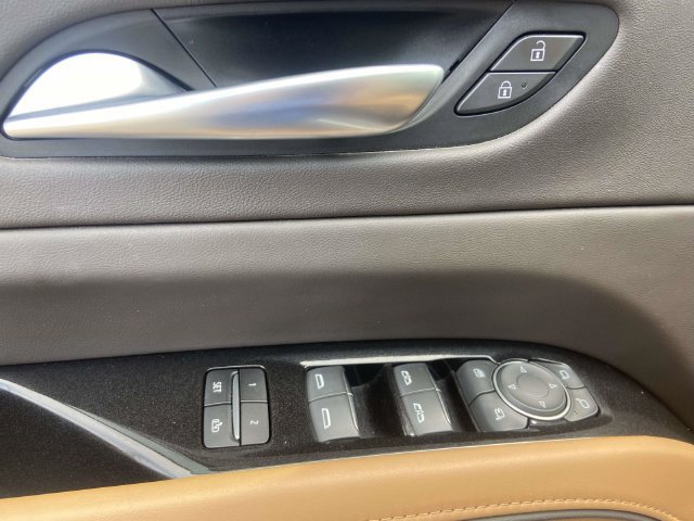 2023 Cadillac Escalade Sport - Photo 17