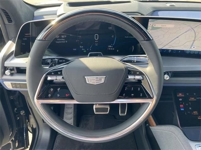 2026 Cadillac VISTIQ Premium Luxury - Photo 17