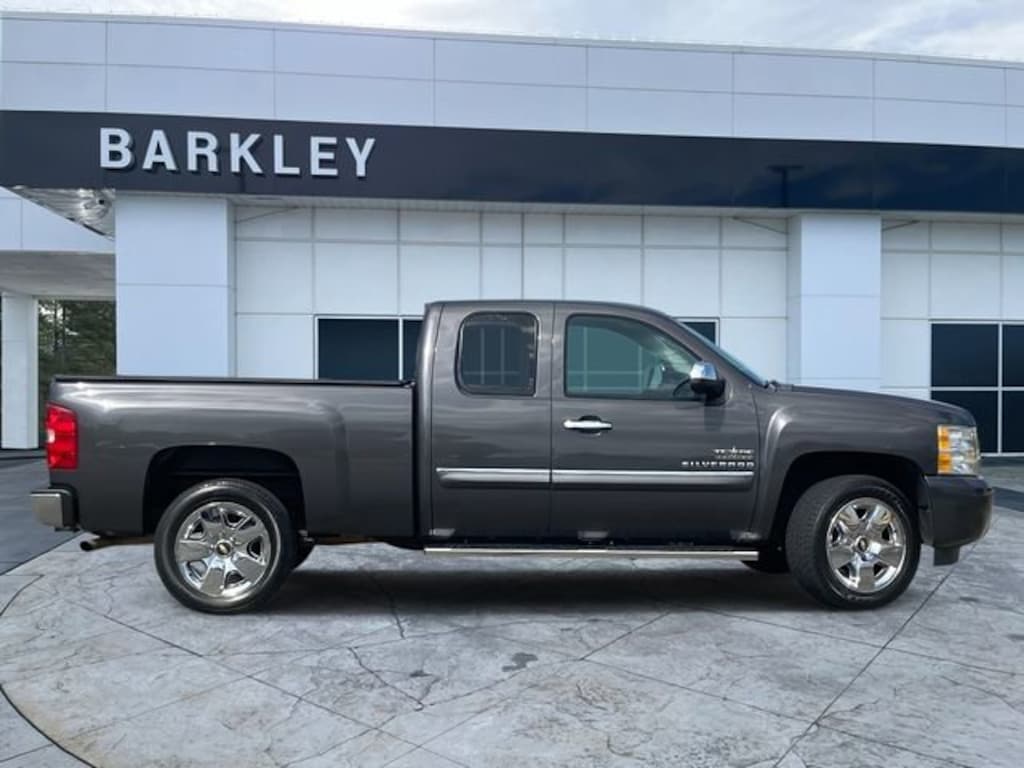 Used 2010 Chevrolet Silverado 1500 LT Truck Extended Cab
