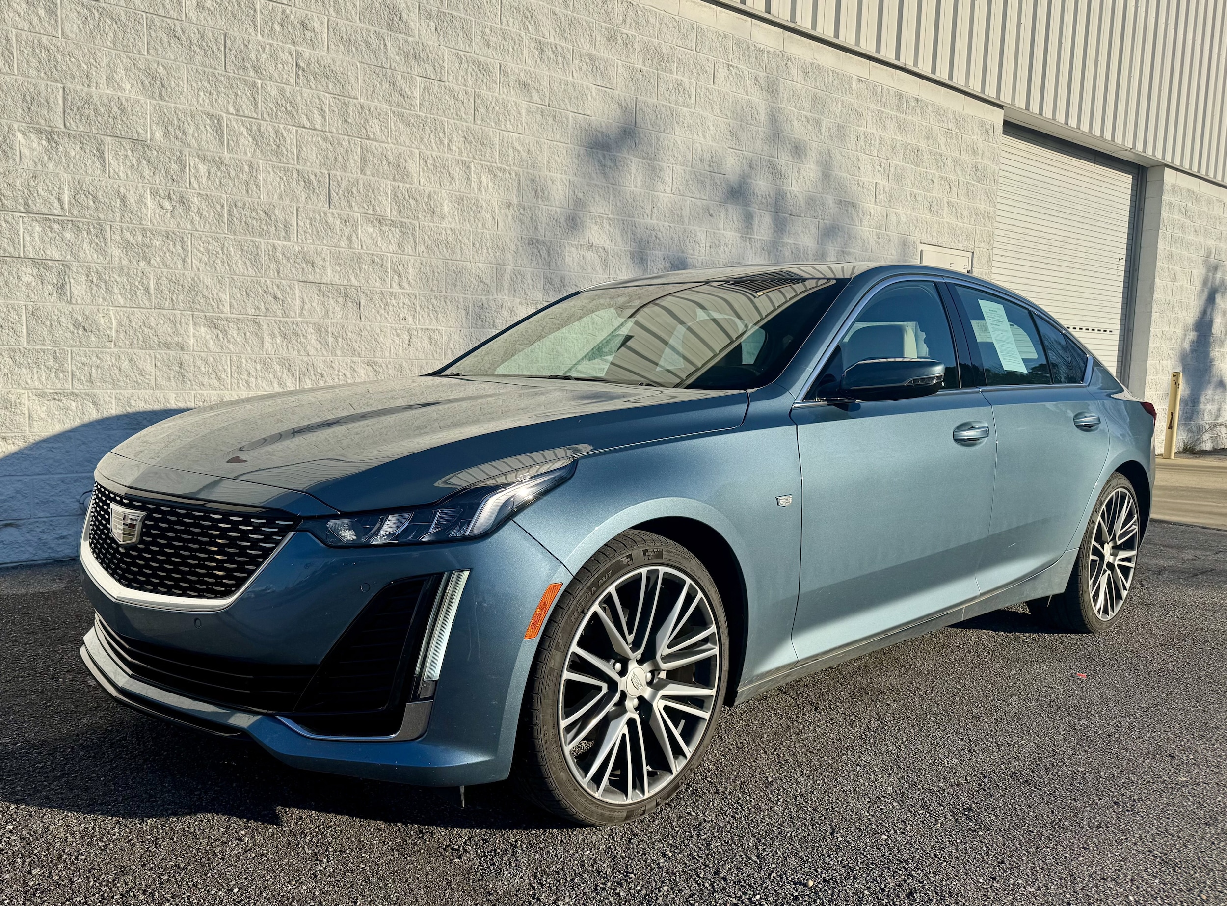 2023 CADILLAC CT5 Sedan 