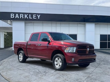 2017 Ram 1500 Express Truck Crew Cab