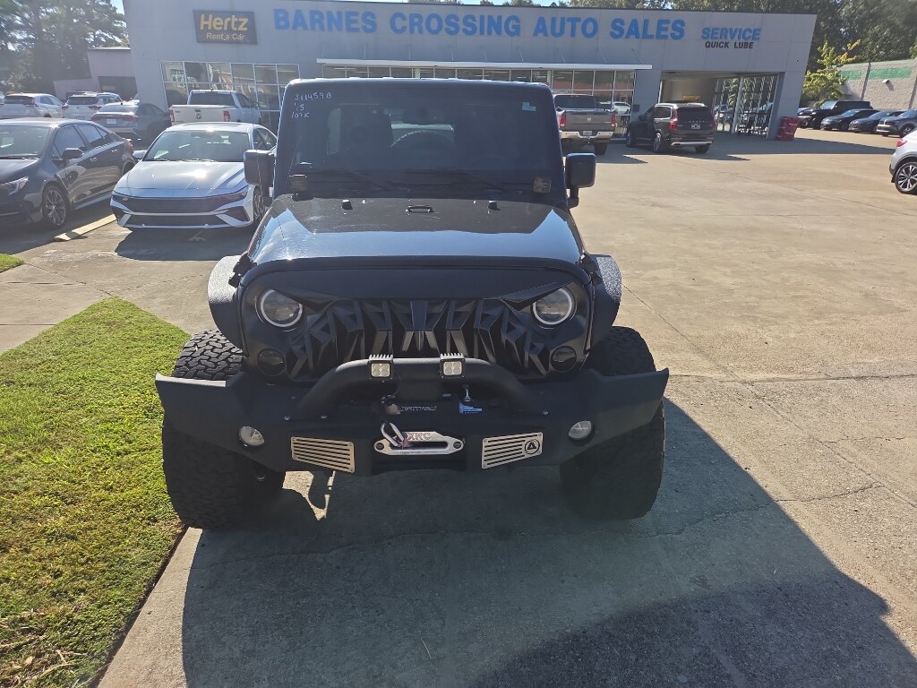 2015 Jeep Wrangler Unlimited Rubicon photo 3