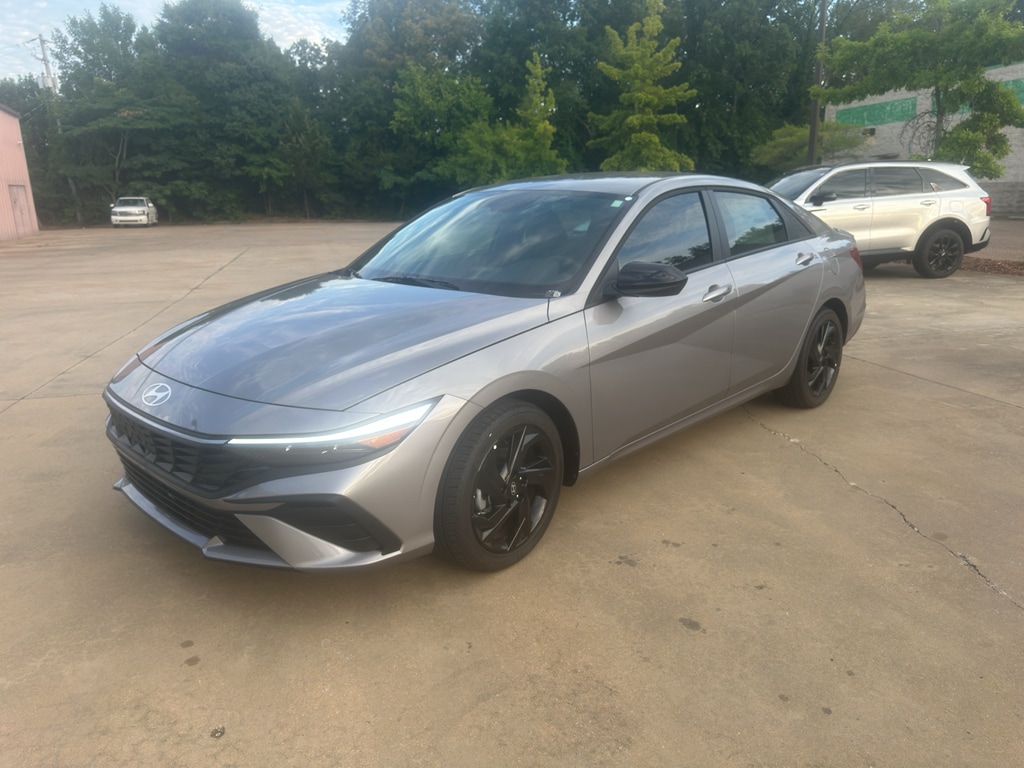 2026 Hyundai Elantra 2.0 SEL Sport IVT's photo