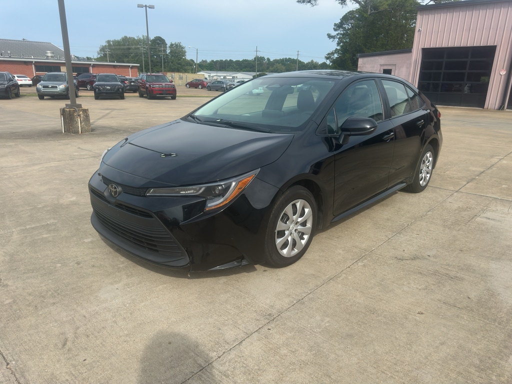 2024 Toyota Corolla LE CVT's photo