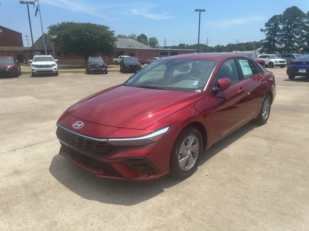 2026 Hyundai Elantra 2.0 SE IVT's photo