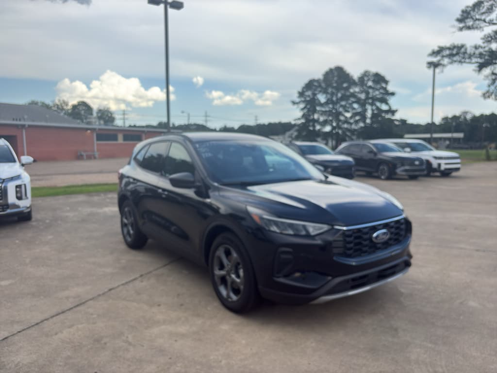 2025 Ford Escape ST-Line - Photo 3
