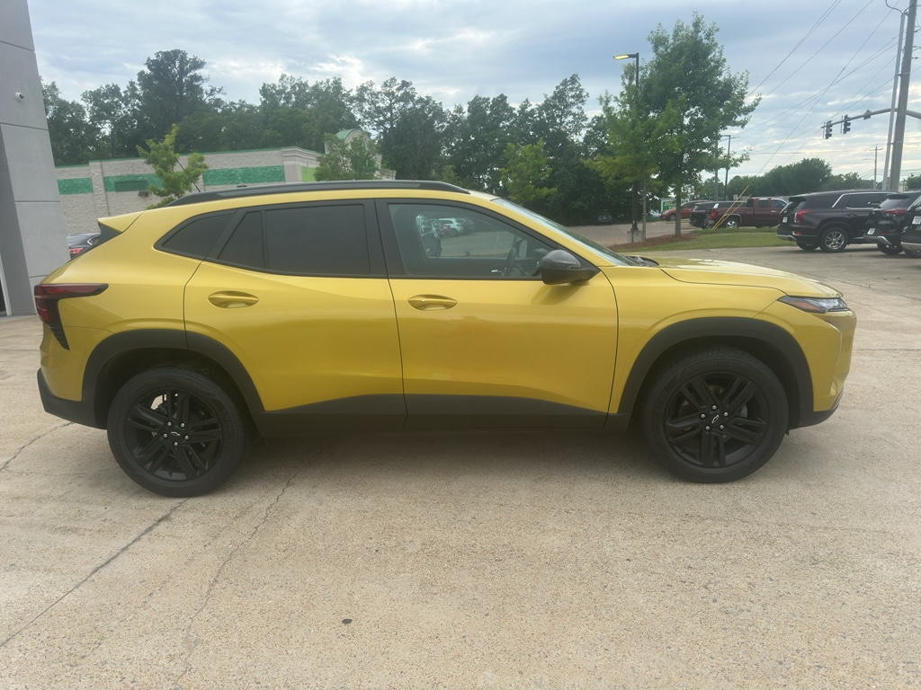 Used 2025 Chevrolet Trax ACTIV SUV