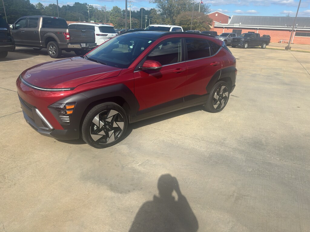 2025 Hyundai Kona Limited photo 2