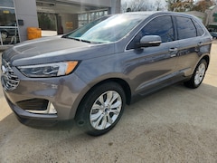 2022 Ford Edge Titanium SUV