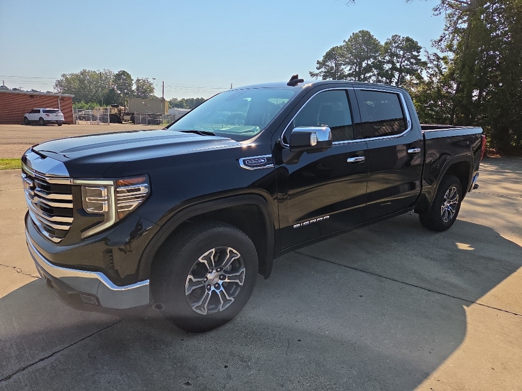 Used 2025 GMC Sierra 1500 SLT Truck Crew Cab