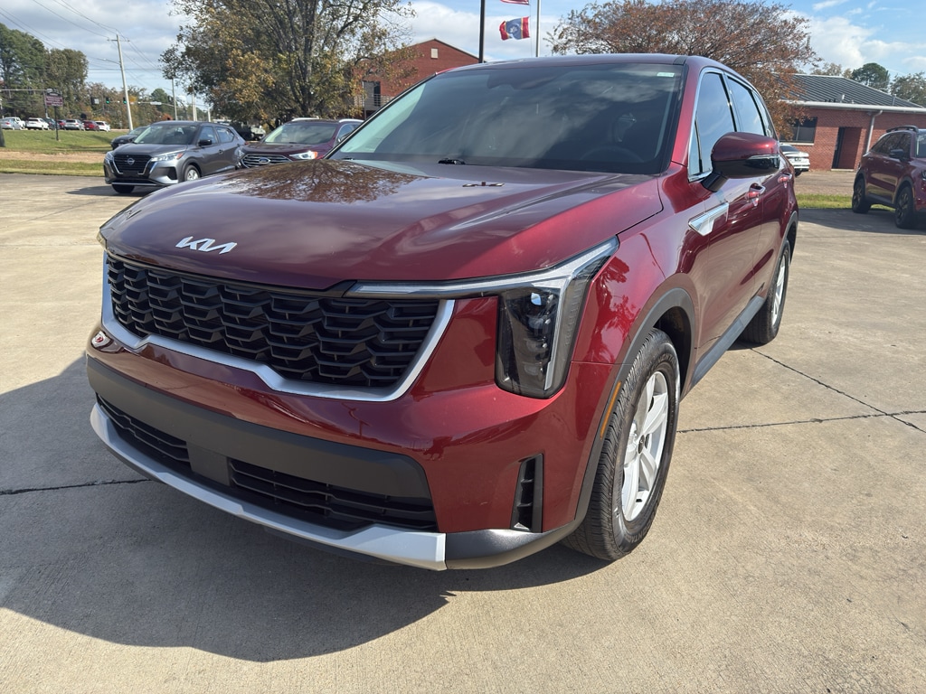 2024 Kia Sorento LX's photo