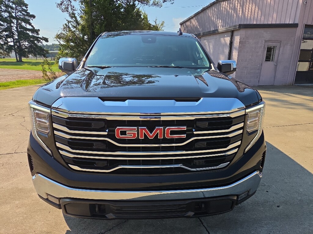 Used 2025 GMC Sierra 1500 SLT Truck Crew Cab