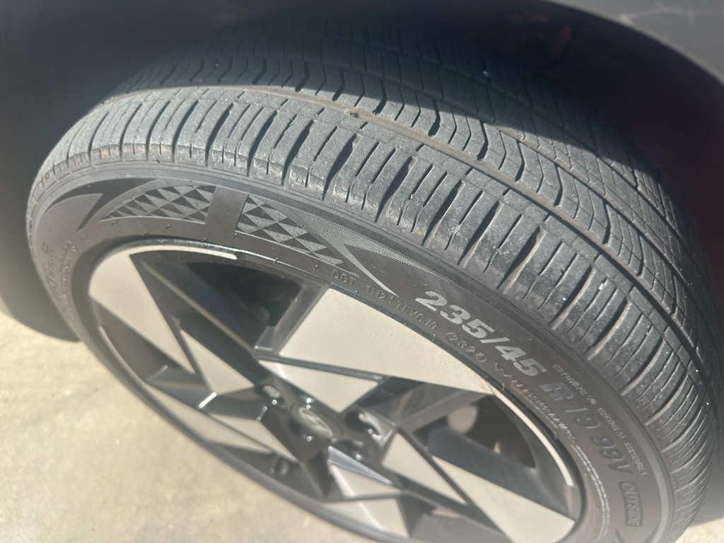 Used 2025 Hyundai Kona Limited SUV