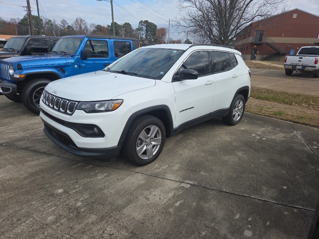 2022 Jeep Compass Latitude's photo