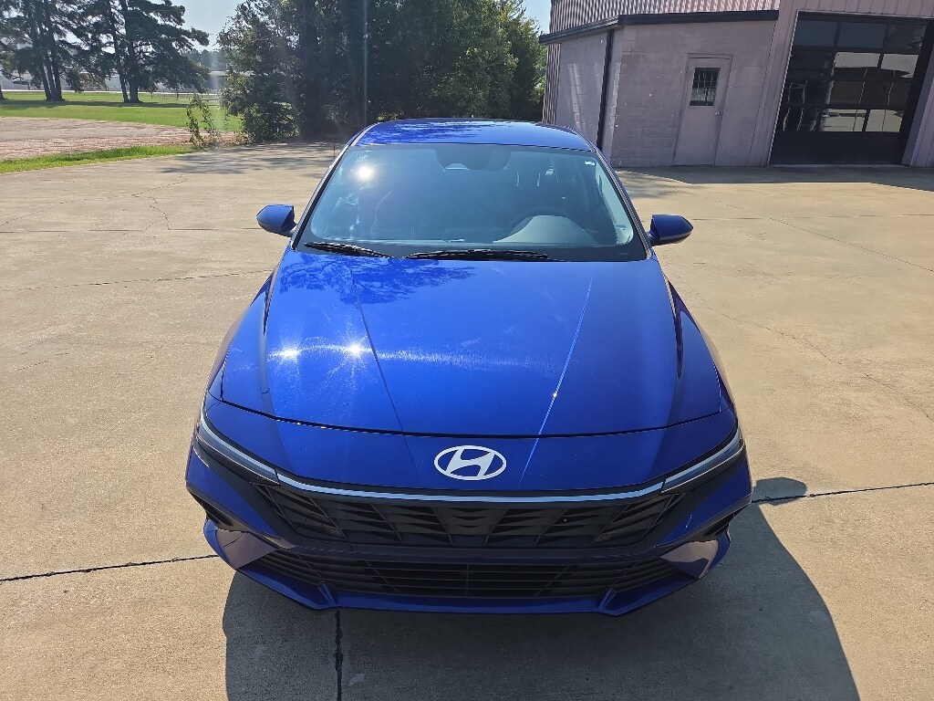 Used 2024 Hyundai Elantra SEL Sedan