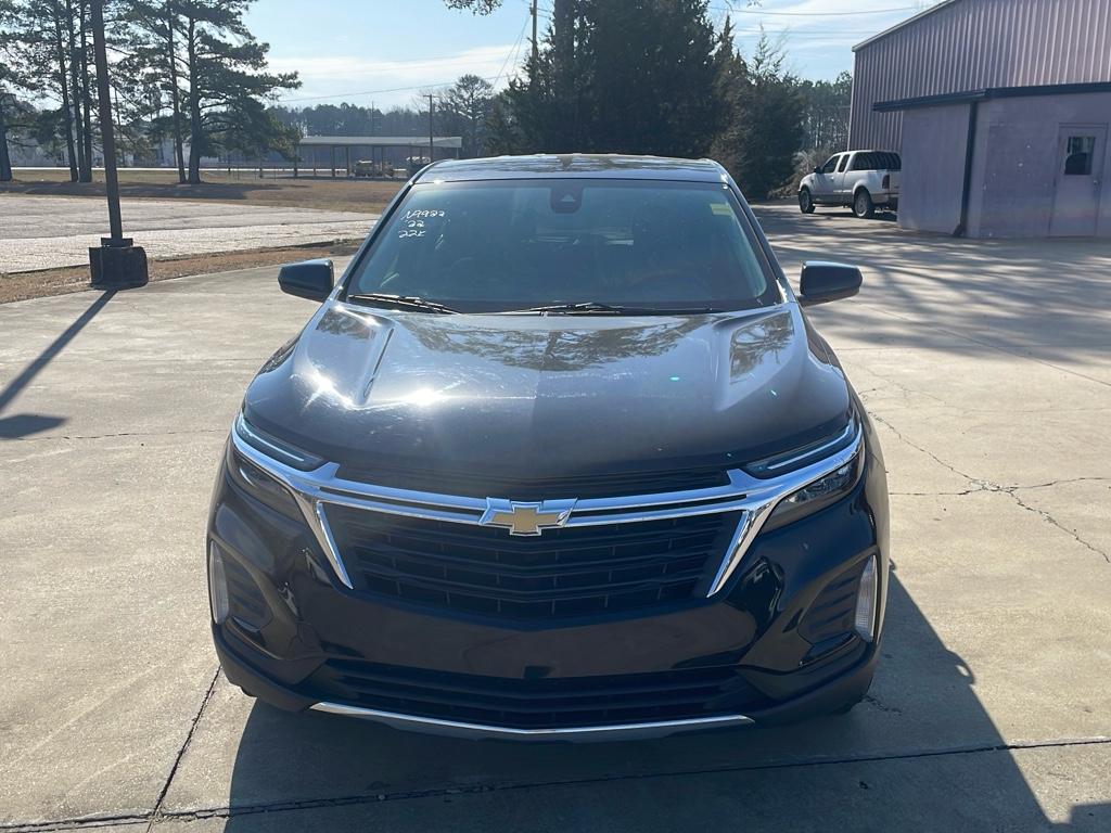 2022 Chevrolet Equinox LT photo 3