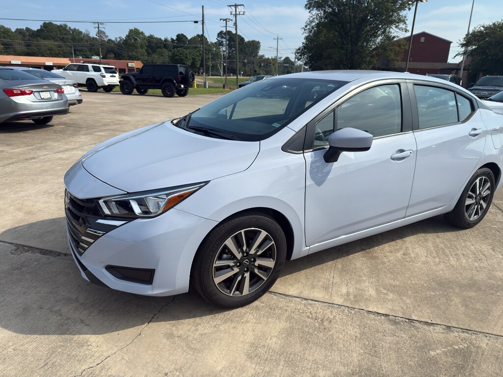 2024 Nissan Versa Sedan SV