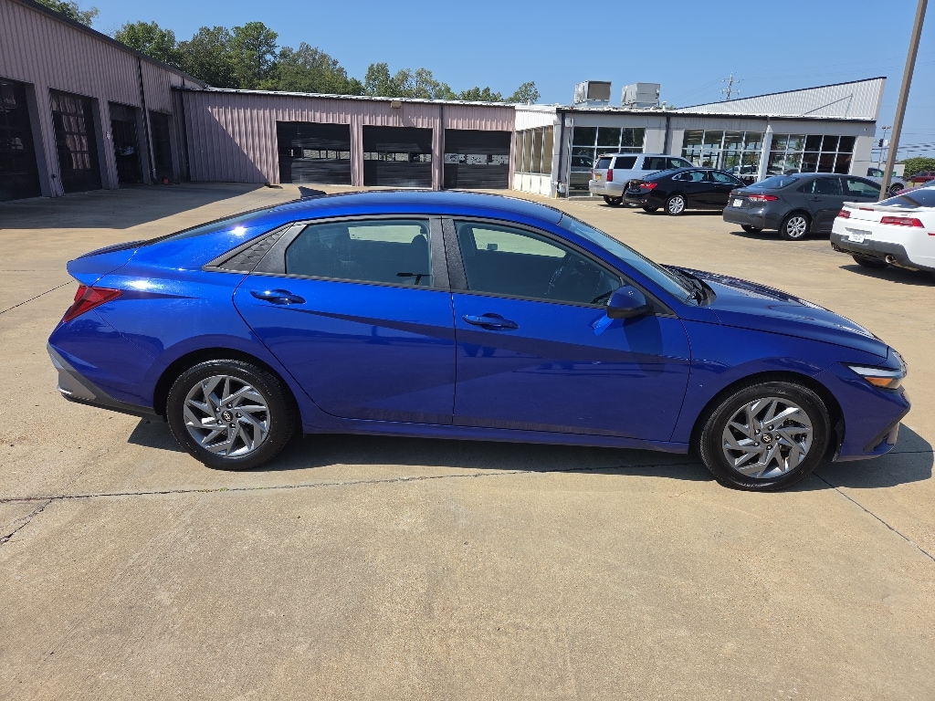 Used 2024 Hyundai Elantra SEL Sedan