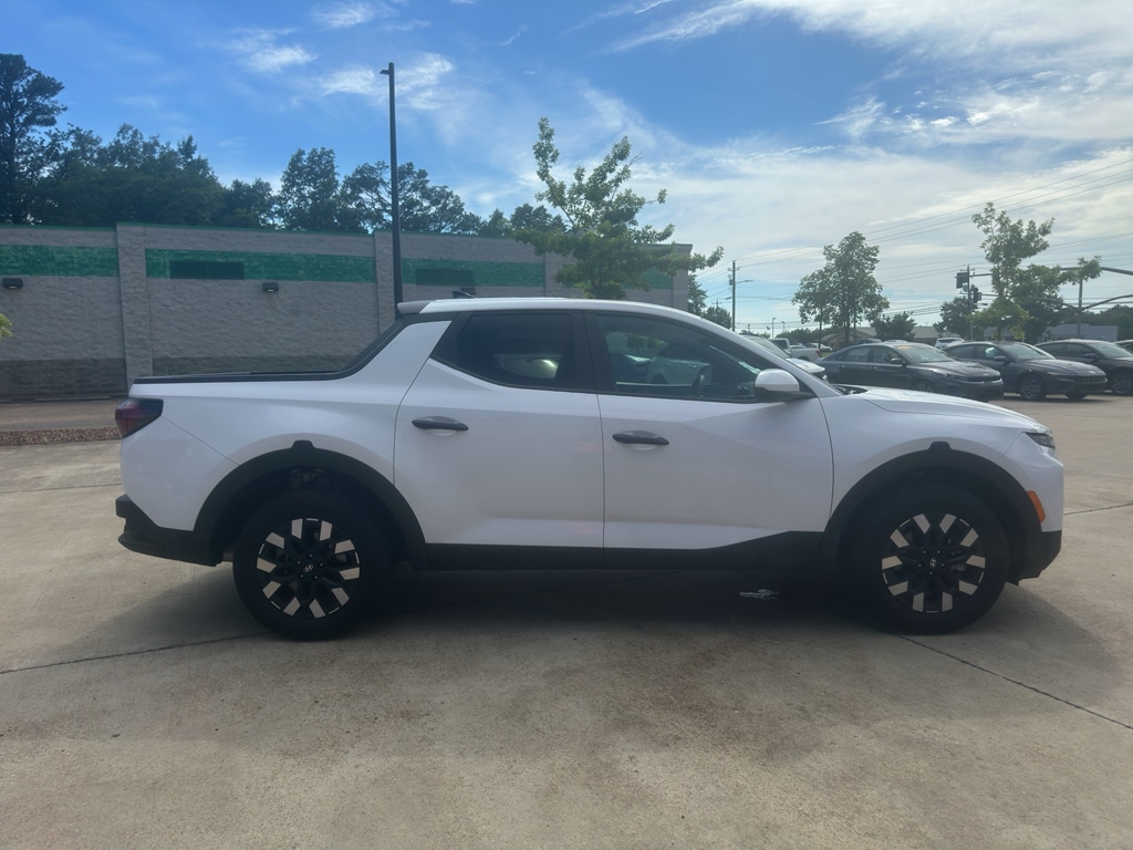 Used 2025 Hyundai Santa Cruz SE Truck Crew Cab