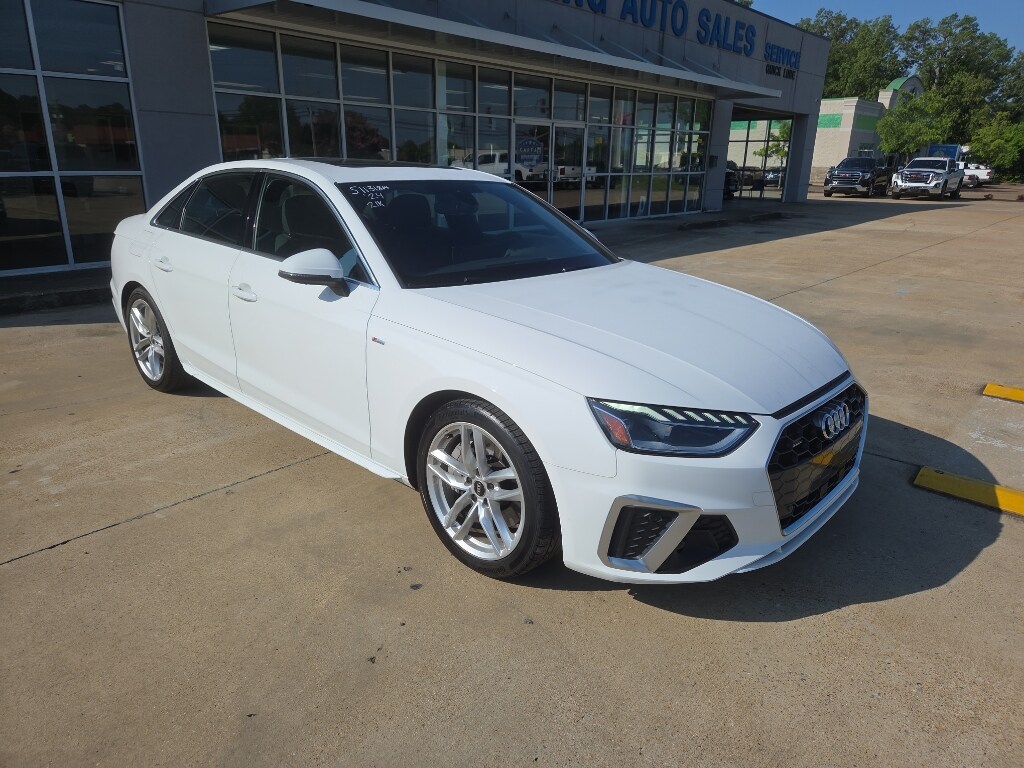 2024 Audi A4 45 S line Premium Plus photo 4