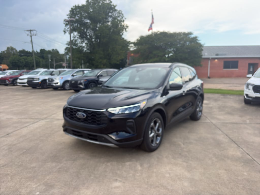 2025 Ford Escape ST-Line - Photo 2