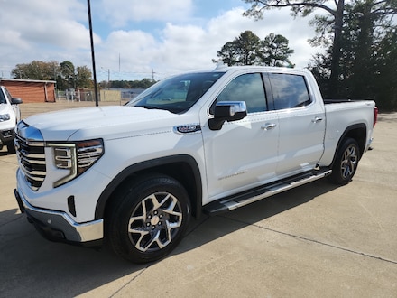 2022 GMC Sierra 1500 SLT Truck Crew Cab
