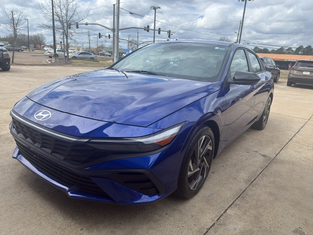 2025 Hyundai Elantra SEL