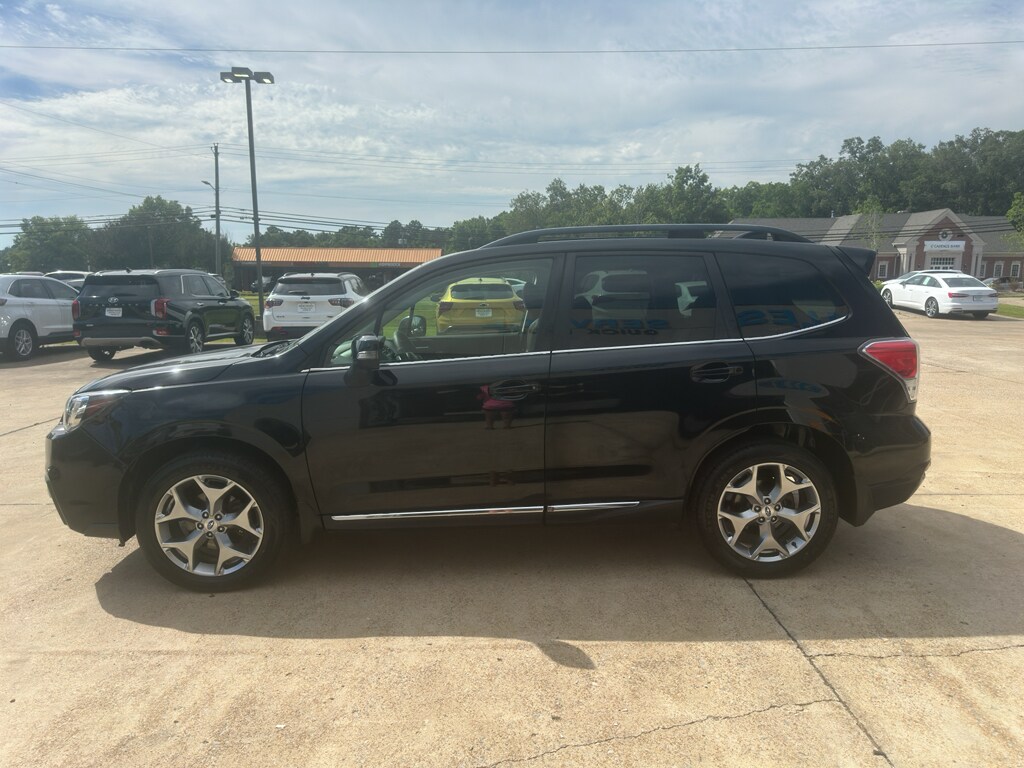 Used 2017 Subaru Forester 2.5i Touring w/Nav+EyeSight+Starlink SUV