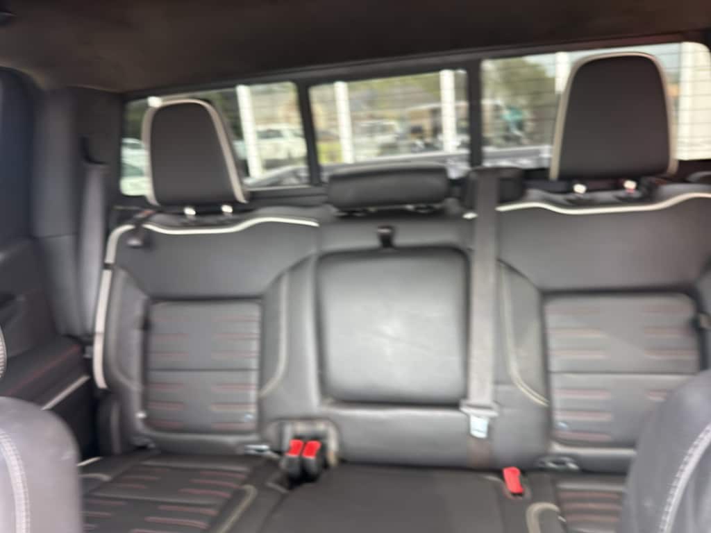 2023 GMC Sierra 1500 AT4X - Photo 10