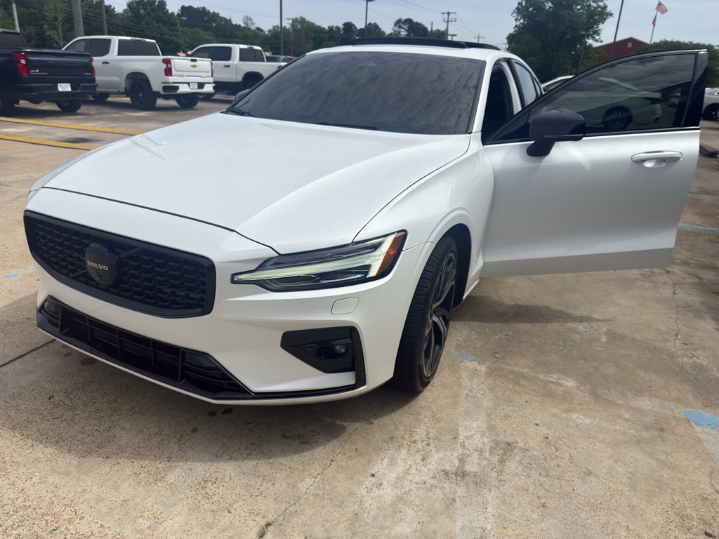 2024 Volvo S60 Core