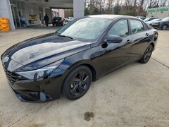 2022 Hyundai Elantra SEL Sedan