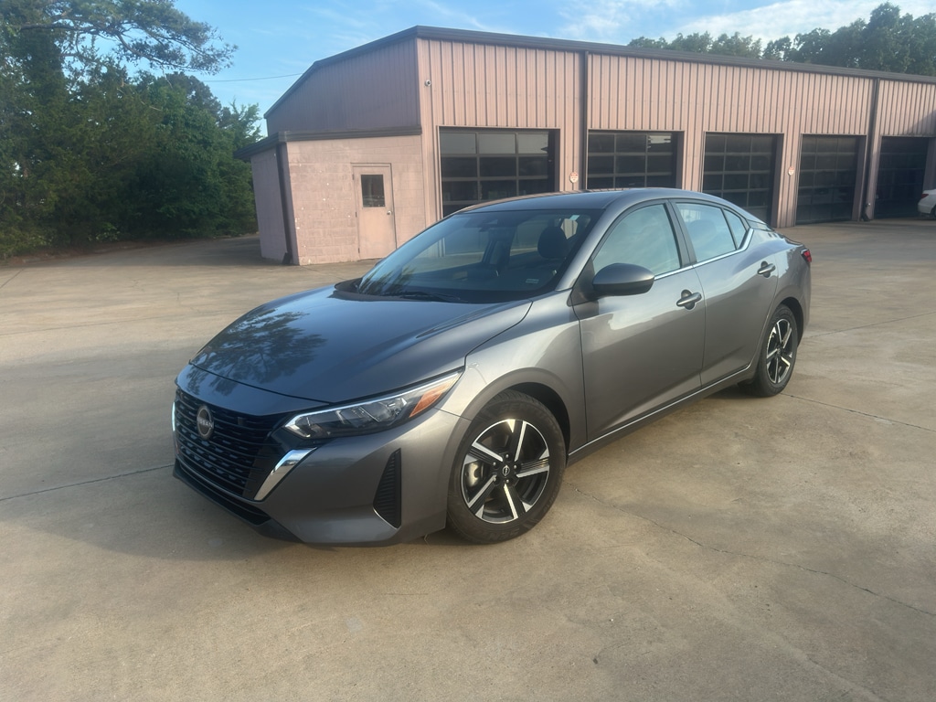 2024 Nissan Sentra SV CVT's photo