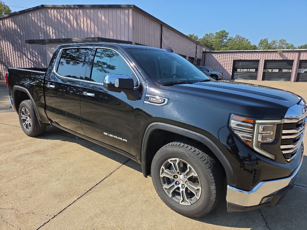 Used 2025 GMC Sierra 1500 SLT Truck Crew Cab