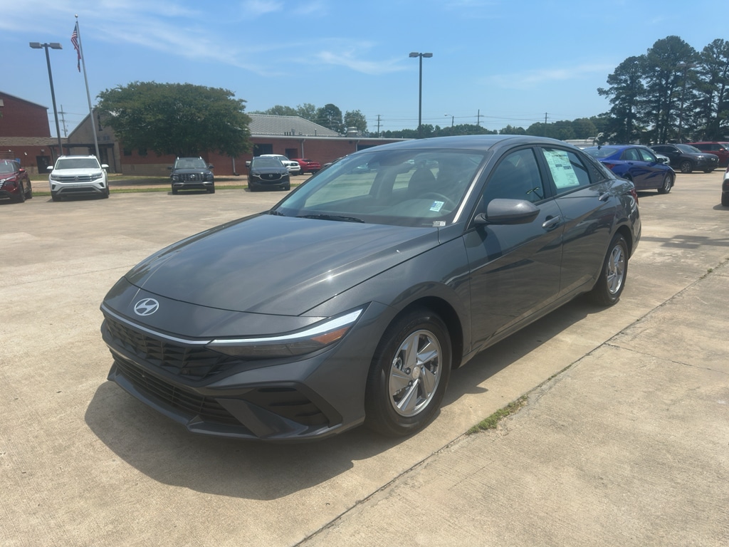 2026 Hyundai Elantra 2.0 SE IVT's photo